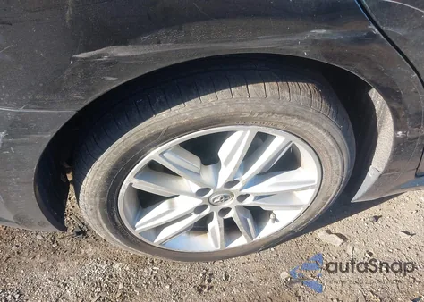 2013 Toyota Avalon Xle Premium z USA, uszkodzony, nr VIN 4T1BK1EB4DU012052